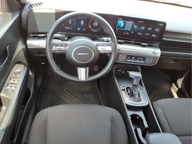 Used 2025 Hyundai Kona SEL AWD/4WD image 17