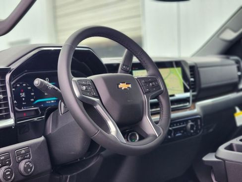 New 2026 Chevrolet Silverado 1500 LT AWD/4WD image 17