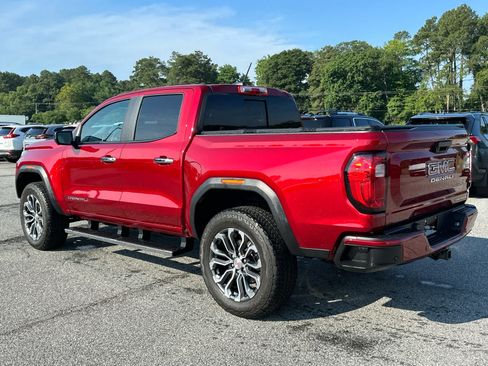 Used 2024 GMC Canyon Denali AWD/4WD image 2