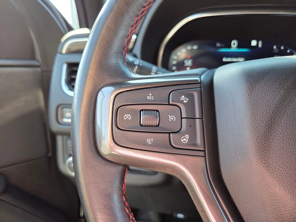 Used 2022 Chevrolet Tahoe RST w/ Luxury Package RWD image 27