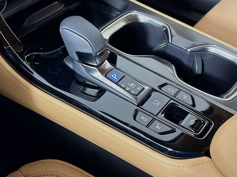 Certified 2026 Lexus NX 350 AWD w/ Accessory Package (2T) image 17