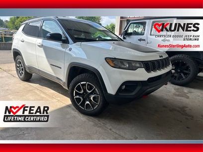 Used 2025 Jeep Compass Trailhawk
