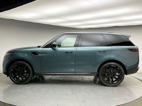 New 2026 Land Rover Range Rover Sport SE image 10