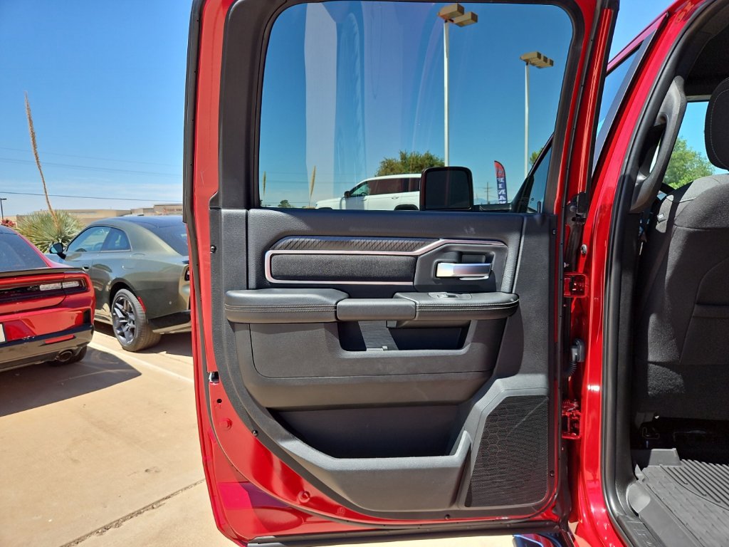 New 2026 RAM 2500 Big Horn AWD/4WD image 15