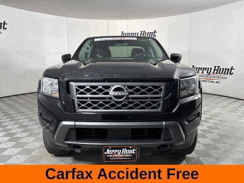 Used 2023 Nissan Frontier SV w/ Tow Package AWD/4WD image 3
