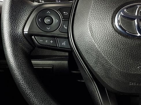 Used 2024 Toyota Corolla LE image 7