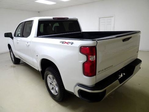 Used 2021 Chevrolet Silverado 1500 LT w/ Bed Protection Package image 4