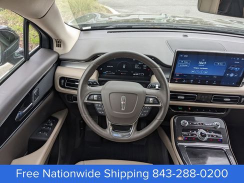 Certified 2023 Lincoln Nautilus AWD w/ Premium Package image 15