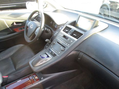 Used 2010 Lexus HS 250h FWD image 17