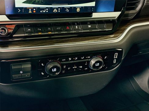 New 2026 Chevrolet Silverado 1500 LT w/ All Star Edition Plus AWD/4WD image 10