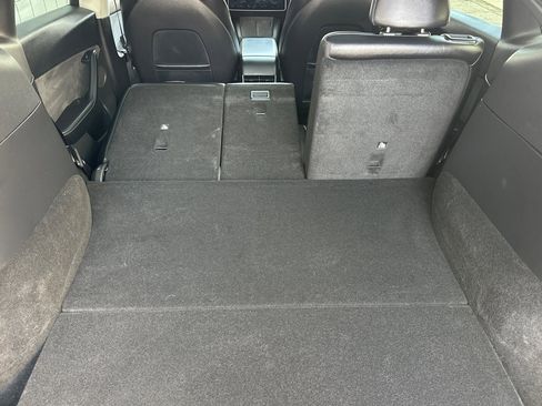 Used 2022 Tesla Model Y Performance image 15