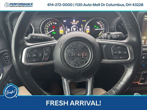 Used 2022 Jeep Wrangler Unlimited Sahara w/ Cold Weather Group image 19