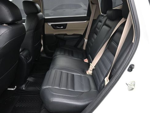 Used 2018 Honda CR-V LX image 7