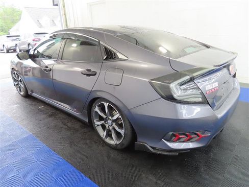 Used 2020 Honda Civic Sport image 10