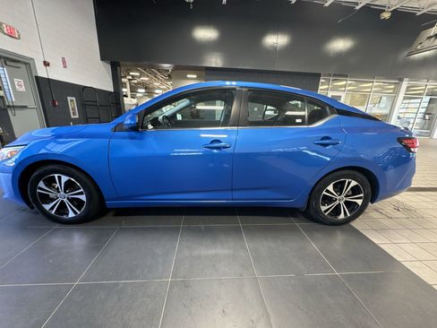 Certified 2022 Nissan Sentra SV FWD image 35