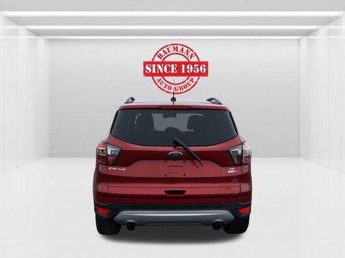 Used 2017 Ford Escape SE w/ Equipment Group 201A image 6