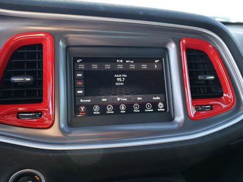Used 2020 Dodge Challenger R/T image 11