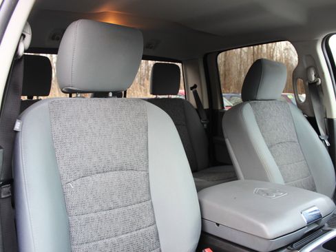 Used 2017 RAM 1500 Big Horn image 36