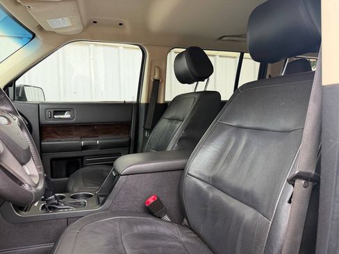 Used 2015 Ford Flex Limited w/ Equipment Group 301A AWD/4WD image 11