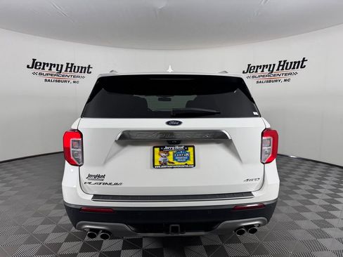 Used 2023 Ford Explorer Platinum w/ Class IV Trailer Tow Package AWD/4WD image 7