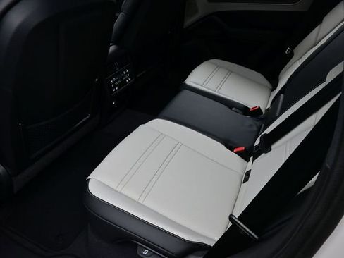 New 2026 Porsche Cayenne E-Hybrid AWD/4WD image 15