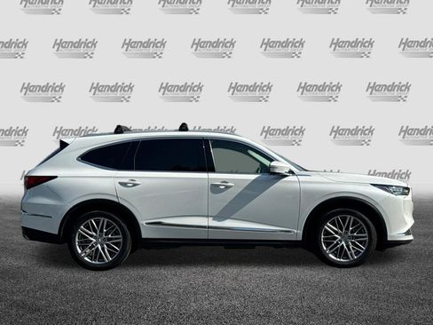 Used 2022 Acura MDX SH-AWD w/ Advance Package image 3