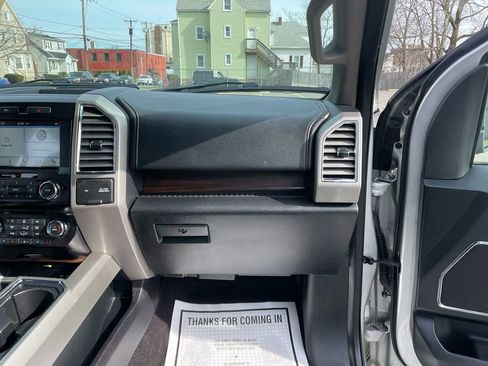 Used 2016 Ford F150 Lariat image 27