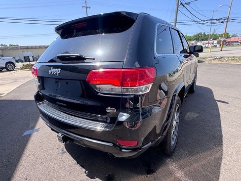 Used 2020 Jeep Grand Cherokee Overland AWD/4WD image 7
