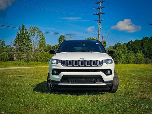 New 2026 Jeep Compass Limited AWD/4WD image 8