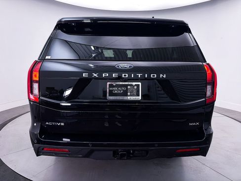 Used 2025 Ford Expedition Max Active AWD/4WD image 15
