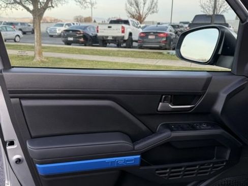 New 2025 Toyota Tacoma TRD Off-Road image 13