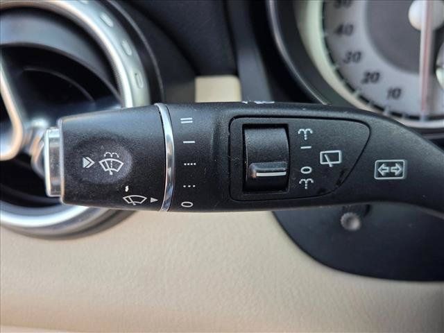 Used 2017 Mercedes-Benz GLA 250 4MATIC image 13