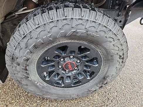 Used 2018 Toyota Tacoma TRD Pro AWD/4WD image 48