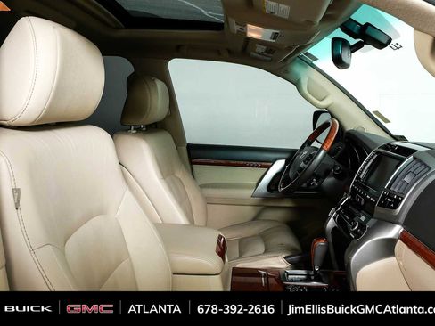 Used 2015 Toyota Land Cruiser AWD/4WD image 24