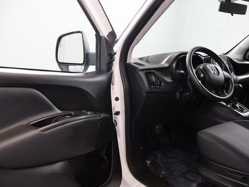 Used 2022 RAM ProMaster City Tradesman FWD image 9