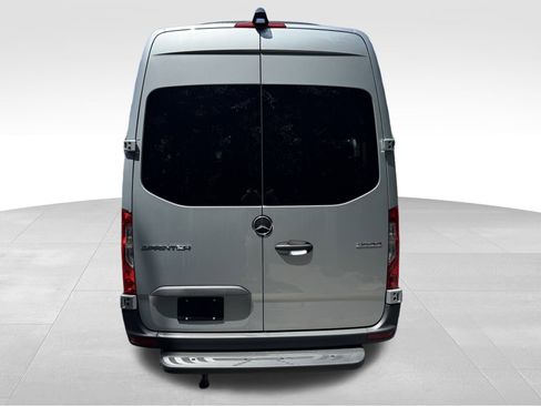 New 2025 Mercedes-Benz Sprinter 2500 image 28