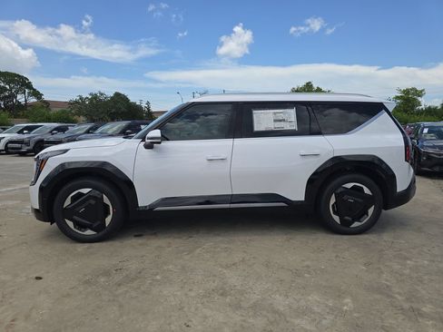 New 2026 Kia EV9 Land AWD/4WD image 5