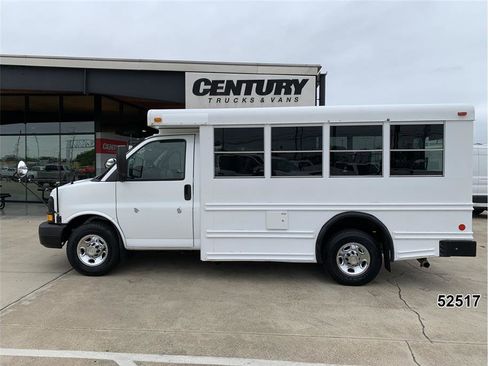 Used 2007 Chevrolet Express 3500 w/ School Bus Package RWD image 4
