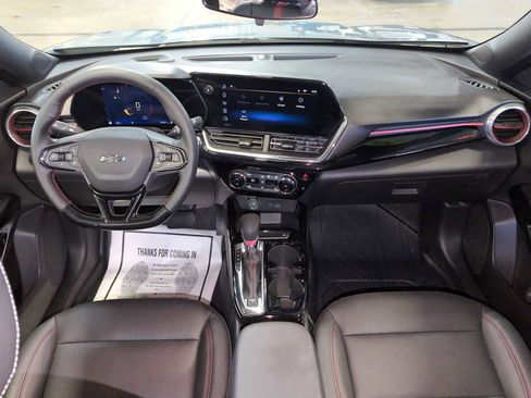 Used 2025 Chevrolet Trax RS w/ Driver Confidence Package image 19