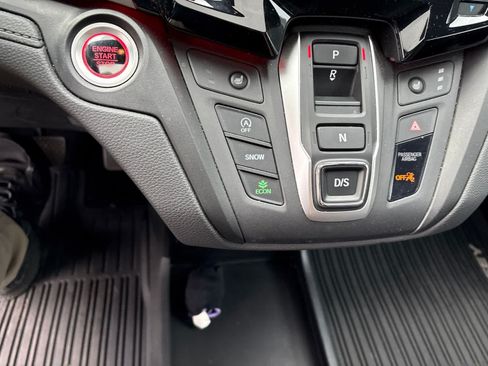 Used 2024 Honda Odyssey Sport image 9