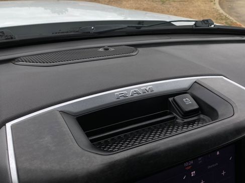 Used 2024 RAM 2500 Big Horn image 22