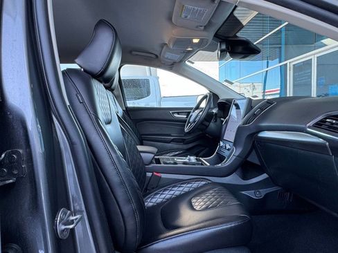 Used 2024 Ford Edge Titanium image 26