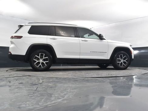 Used 2024 Jeep Grand Cherokee L Limited w/ Luxury Tech Group II image 58