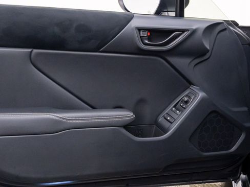 Used 2023 Toyota GR86 Premium w/ ALL Weather Mat Package (TMS) image 13