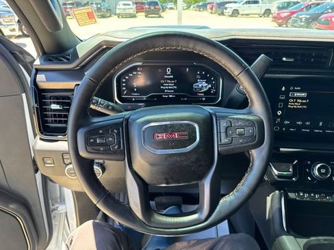 Used 2025 GMC Sierra 2500 AT4 w/ AT4 Premium Plus Package AWD/4WD image 16