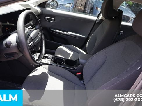 Used 2025 Kia K4 FWD image 11