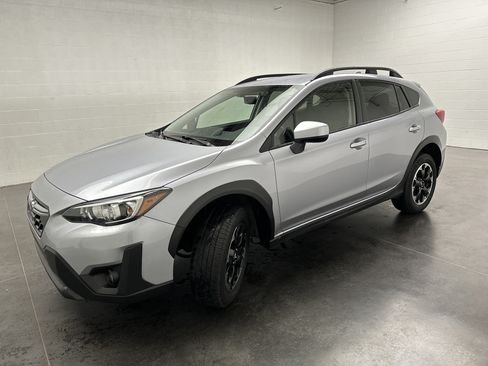Used 2023 Subaru Crosstrek 2.0i Premium AWD/4WD image 4