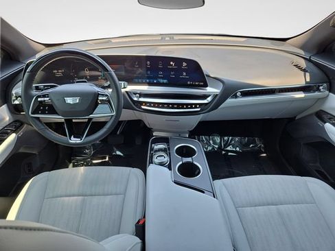 Certified 2024 Cadillac Lyriq Sport RWD image 9