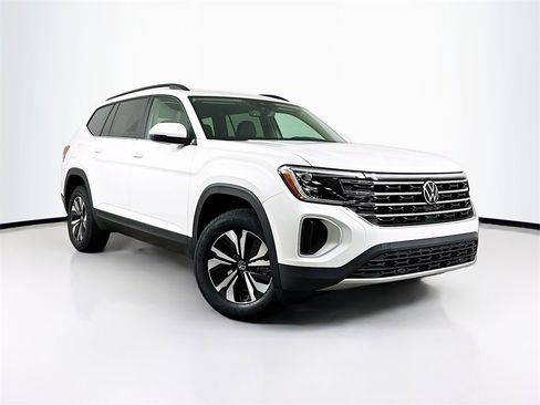 New 2026 Volkswagen Atlas SE image 1