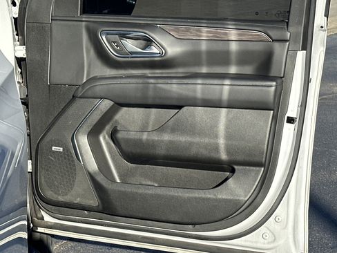 Certified 2022 Chevrolet Suburban LT image 16